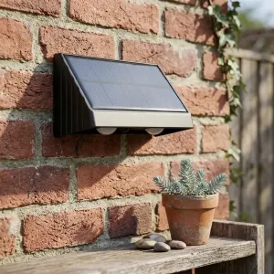 Arandela Solar Iumi Gaya