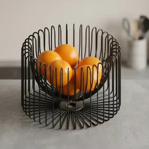 Fruteira com laranjas