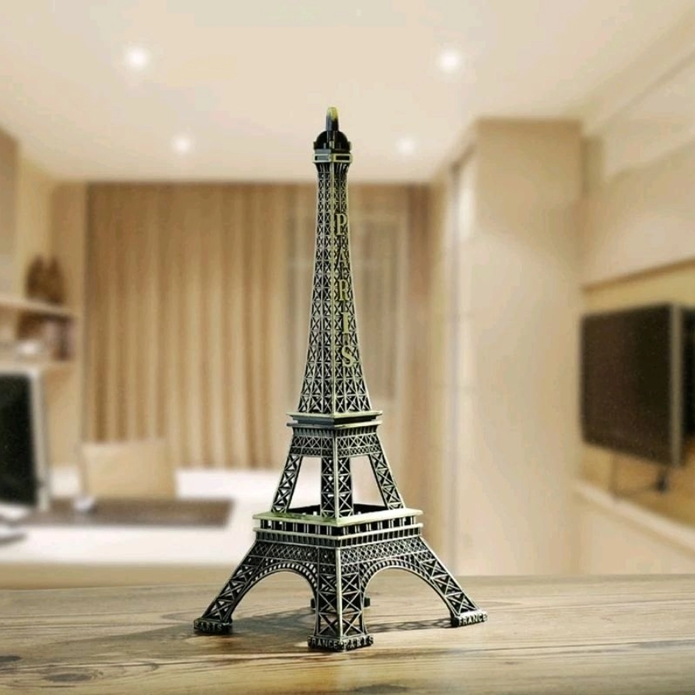Torre Eiffel decorativa