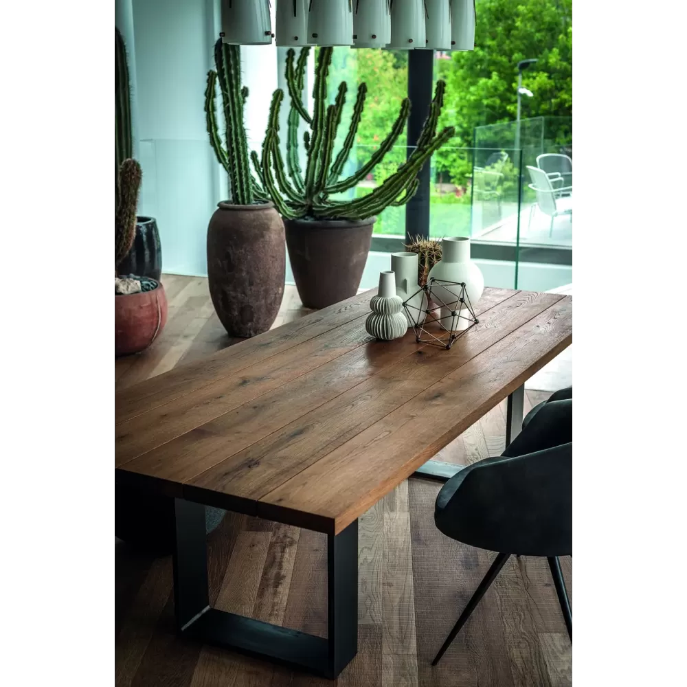 Mesa lados naturais
