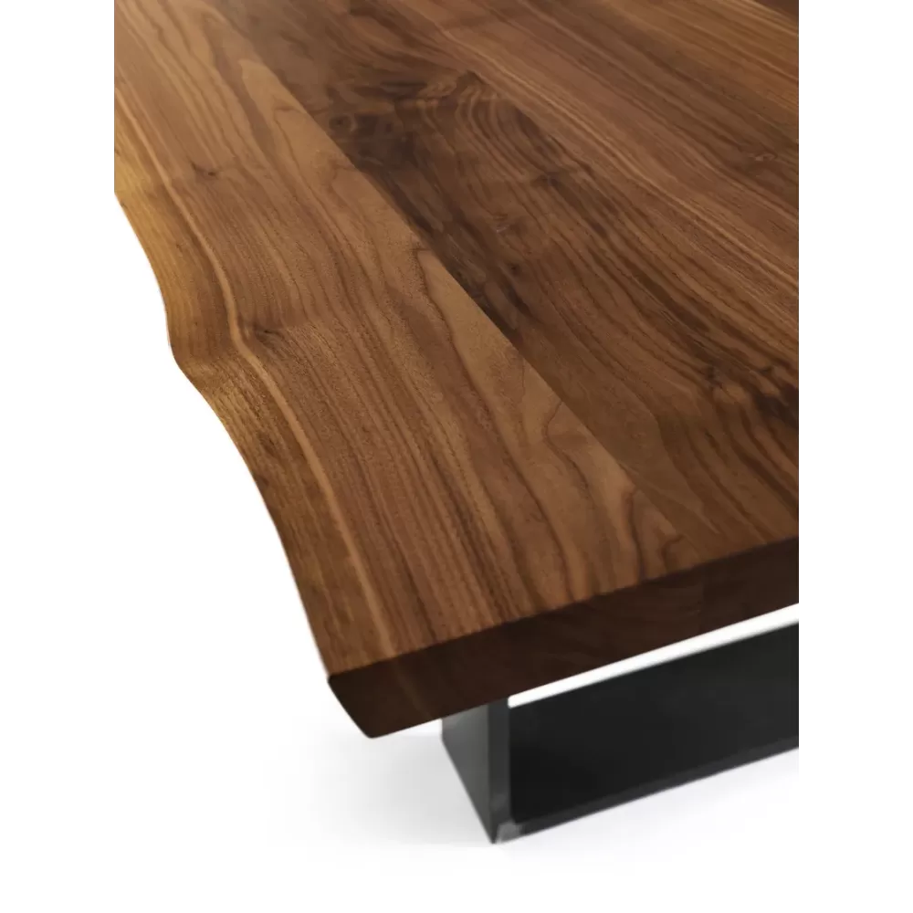 Mesa lados naturais